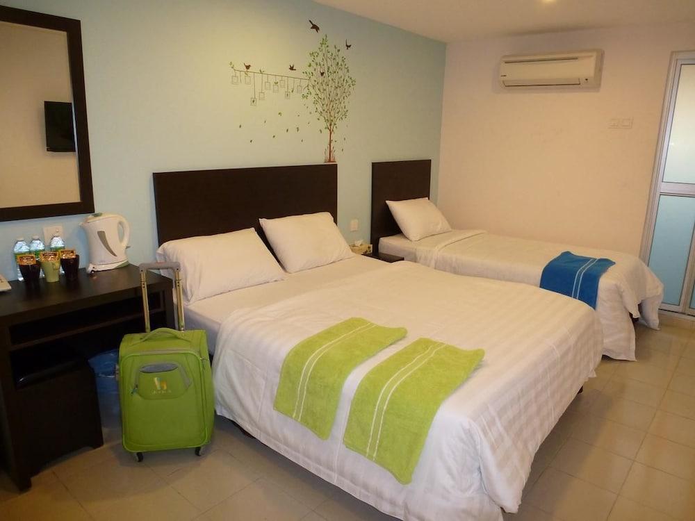 Your Hotel Klang Bagian luar foto