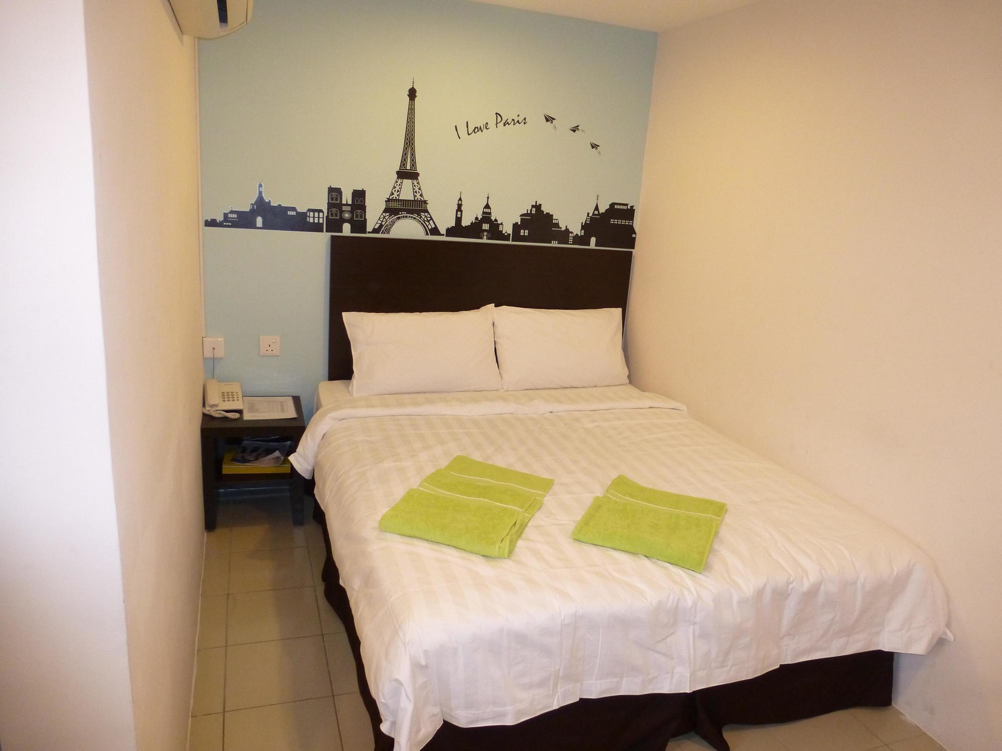 Your Hotel Klang Bagian luar foto
