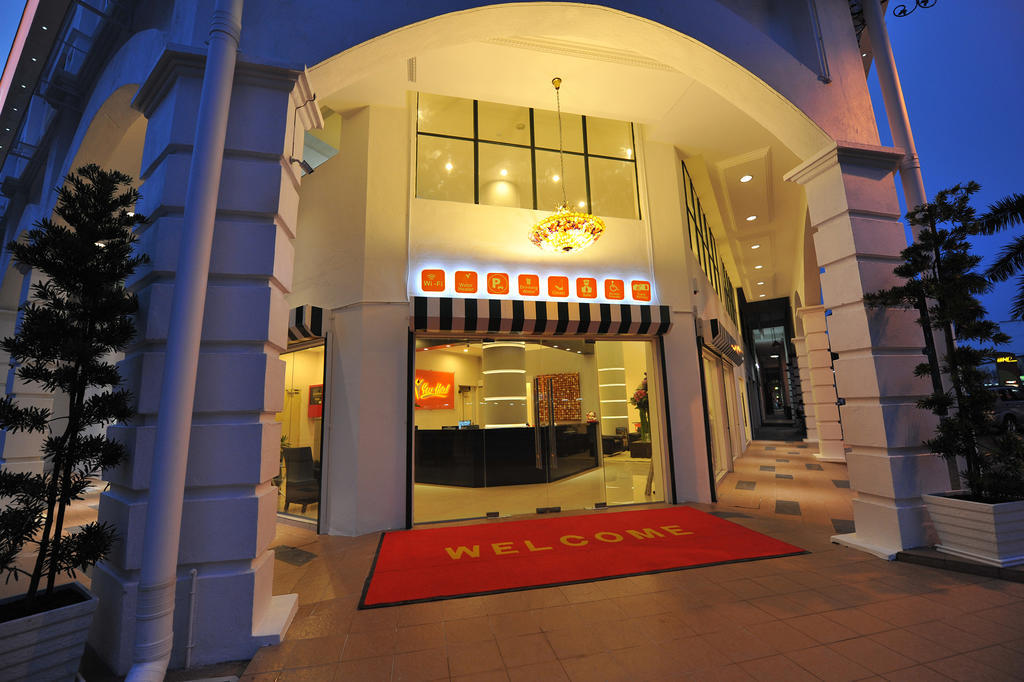 Your Hotel Klang Bagian luar foto